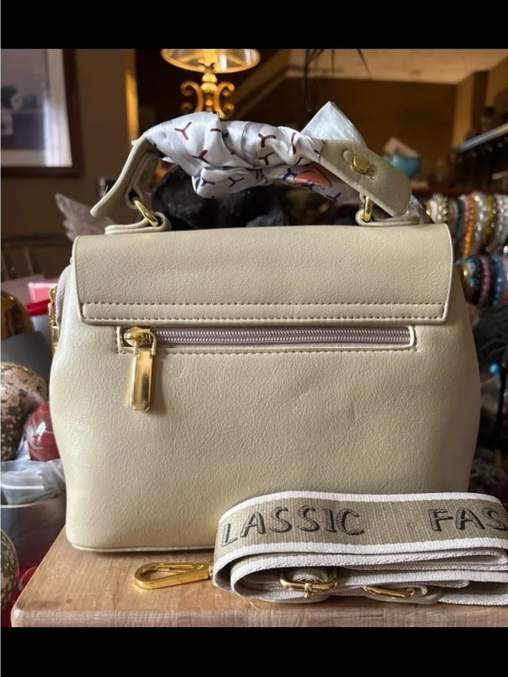 N/A elegant olive